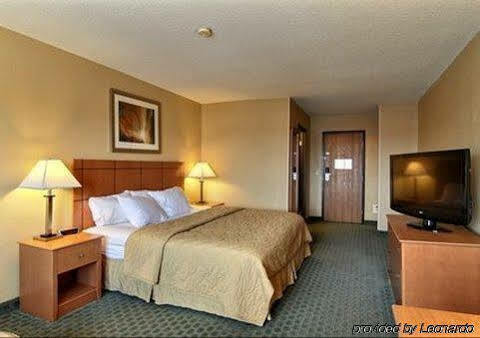 Mini-hôtel Quality Near I-72 And Hwy 51